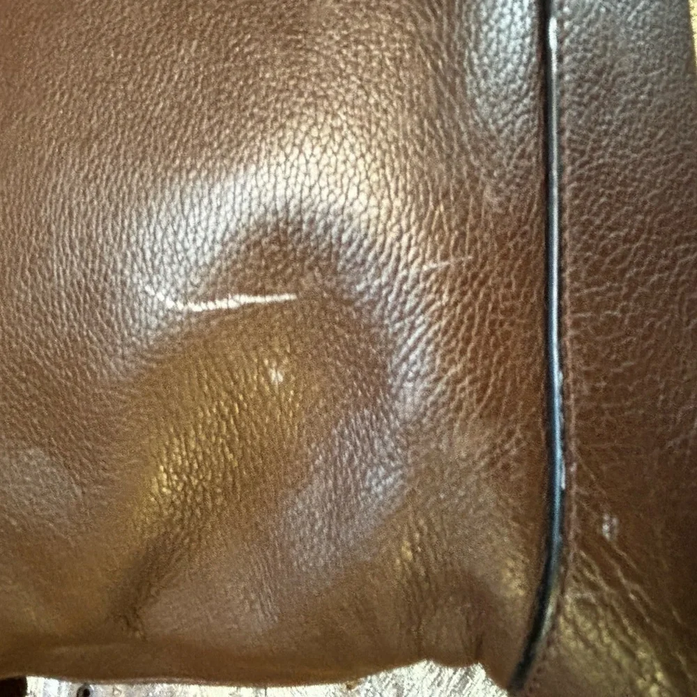 Coach Leather Hamilton Commuter *Please check all photos before purchase
